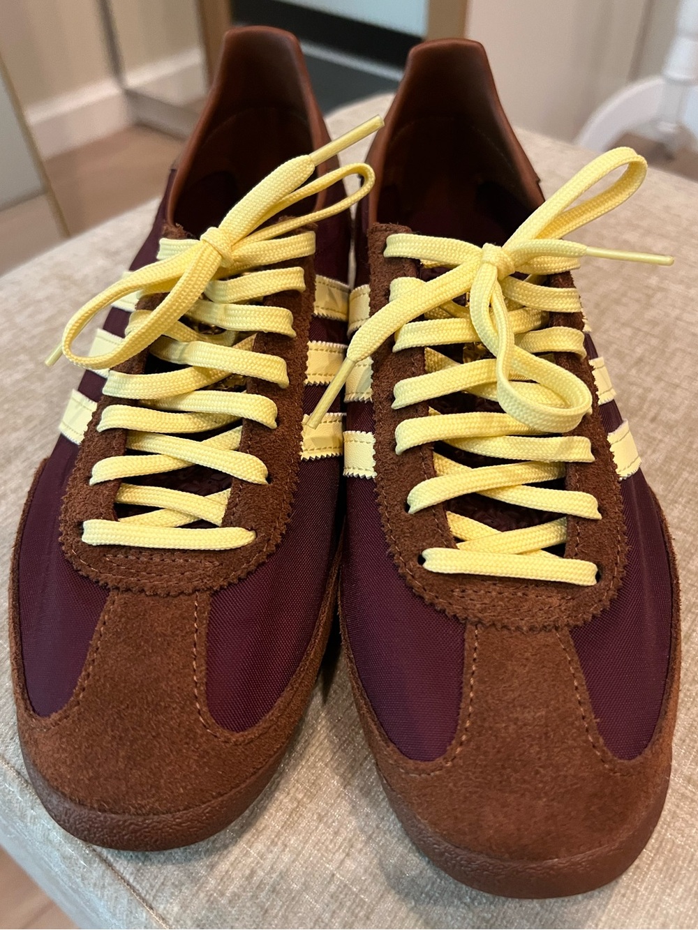 Adidas - Women's SL 72 OG - Maroon/Almost yellow/Preloved brown - size 6.5 - Picture 4 of 11